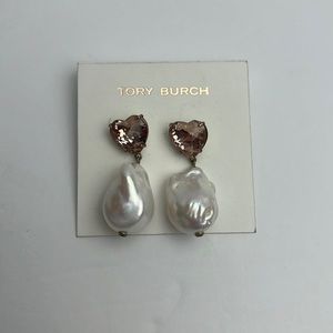 Tory Burch Earring New with tag